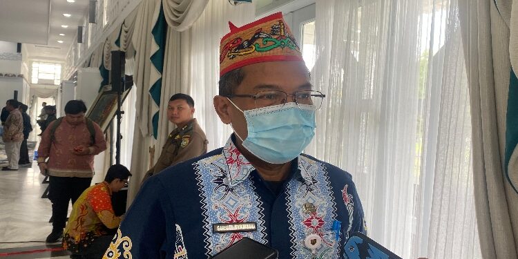 FOTO: NRA/MATAKALTENG - Kepala Dinas Kesehatan (Kadinkes) Provinsi Kalimantan Tengah, Suyuti Syamsul, saat diwawancarai wartawan.