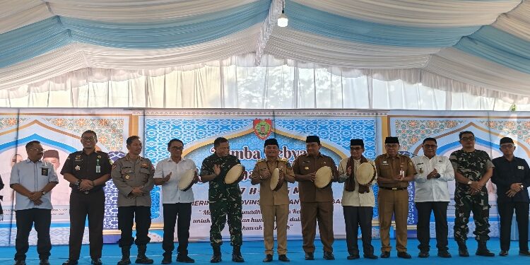 FOTO: NRA/MATAKALTENG - Gubernur Kalimantan Tengah, Agustiar Sabran, didampingi Wakil Gubernur Edy Pratowo Beserta Unsur Forkopimda membuka Gebyar Ramadhan Berkah Jilid V.