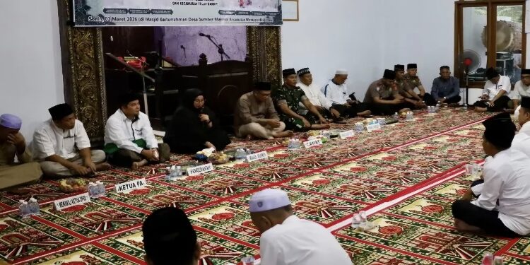 FOTO: IST/MATA KALTENG - Kegiatan safari Ramadan di Kecamatan Mentaya Hilir Utara.