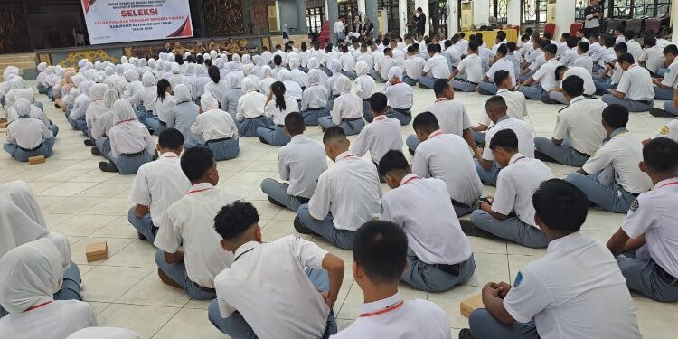 Foto:DIAN/MATA KALTENG - Pembukaan Seleksi Paskibraka Kotim 2026, Senin 30 Maret 2026.