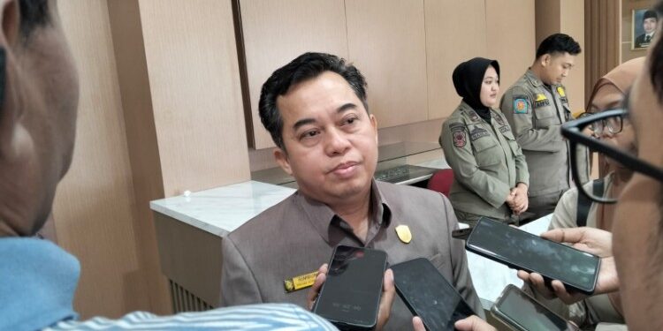 Foto:Ketua DPRD Kabupaten Kotawaringin Timur (Kotim) Rimbun.