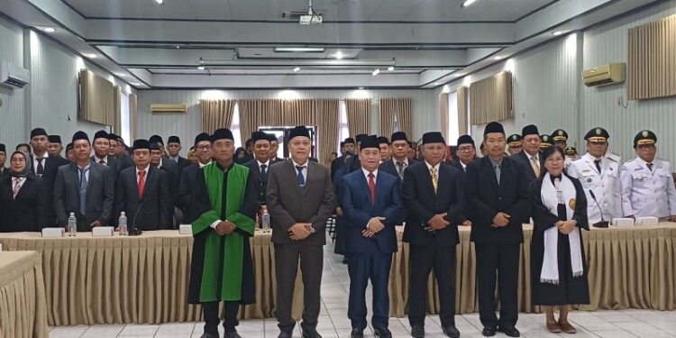 Foto:IST/MATA KALTENG - Pelantikan dan pengambilan sumpah/janji sejumlah pejabat di lingkungan Pemerintah Kabupaten Kotim, 6 April 2026.