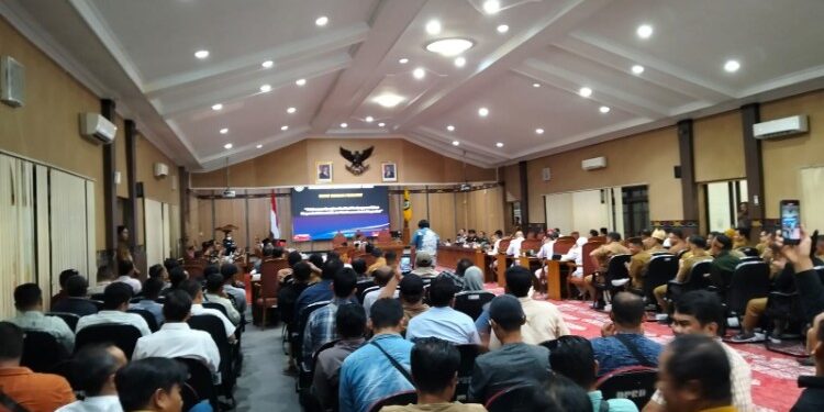 Foto:IST/MATA KALTENG - Suasana RDP terkait realisasi plasma 20 persen, 6 April 2026.