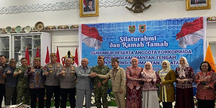 FOTO: NRA/MATAKALTENG - Gubernur Agustiar Sabran menggelar silaturahmi dan ramah tamah bersama unsur Forkopimda Kalteng dan Kalsel di Istana Isen Mulang Palangka Raya.
