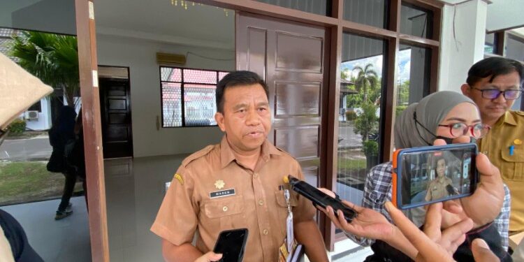 Foto:Asisten Pemerintahan dan Kesejahteraan Rakyat Sekretariat Daerah Kabupaten Kotawaringin Timur (Kotim), Drs. Waren.