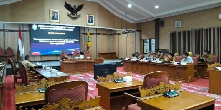 Foto:IST/MATA KALTENG - Rakor optimalisasi Pajak Kendaraan Bermotor (PKB), Bea Balik Nama Kendaraan Bermotor (BBNKB), serta opsen PKB dan BBNKB pada APBD Tahun Anggaran 2026.
