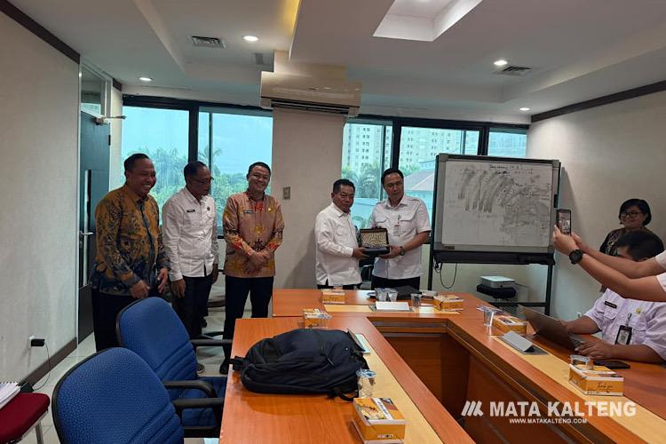 Bupati Kapuas Kunjungi Dirjen Bina Pembangunan Daerah Kemendagri, Bahas Percepatan Pembangunan Daerah