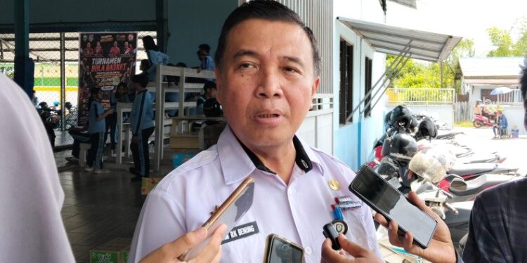 Foto:Staf Ahli Bupati Kabupaten Kotawaringin Timur (Kotim), Wim RK Benung.