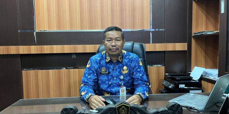 Foto:Kepala BKPSDM Kotim, Kamaruddin Makkalepu.