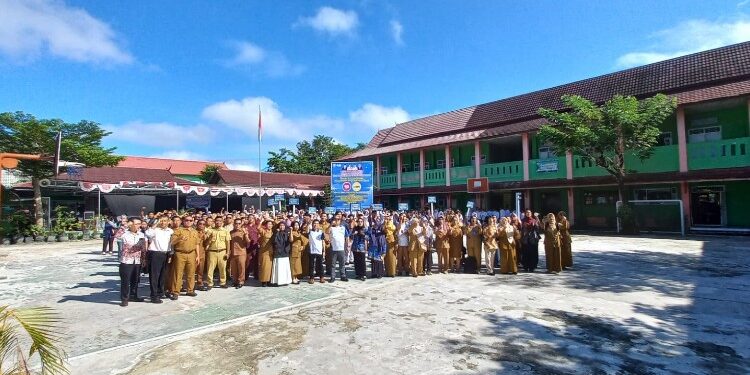 Foto:IST/MATA KALTENG - Pembukaan Festival Lomba Seni dan Sastra Siswa Nasional (FLS3N) dan Olimpiade Olahraga Siswa Nasional (O2SN) jenjang SMP dan MTs sederajat tingkat Kabupaten Kotawaringin Timur (Kotim) tahun 2026, 11 Mei 2026.