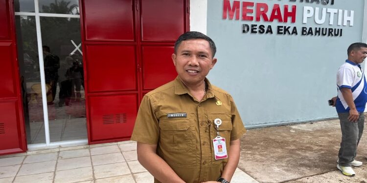 Kepala Dinas Koperasi, Usaha Kecil dan Menengah, Perindustrian dan Perdagangan (DKUKMPP) Kotim, Muslih.