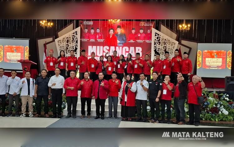 Foto:DIAN/MATA KALTENG - Musyawarah Anak Cabang (Musancap) DPC PDIP se-Kotim di Banana Ballroom Werra Resort Hotel, Rabu 20 Mei 2026.