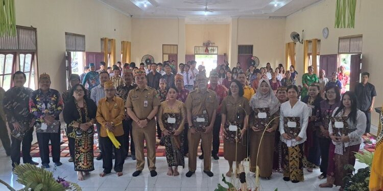 Foto:DIAN/MATA KALTENG - Perayaan Dharmasanti Nyepi Tahun Baru Saka 1948 Tahun 2026 Masehi di Balai Basarah Penyang Hatampung Sampit, Senin 15 Juni 2026.