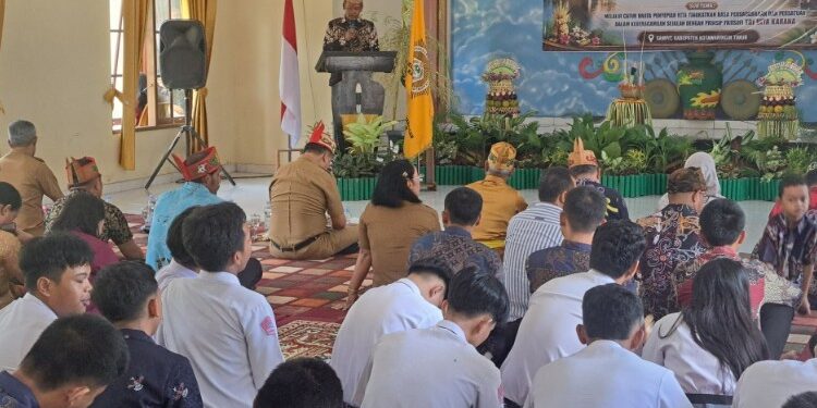 Foto:DIAN/MATA KALTENG - Perayaan Dharmasanti Nyepi Tahun Baru Saka 1948 Tahun 2026 Masehi di Balai Basarah Penyang Hatampung Sampit, Senin 15 Juni 2026.