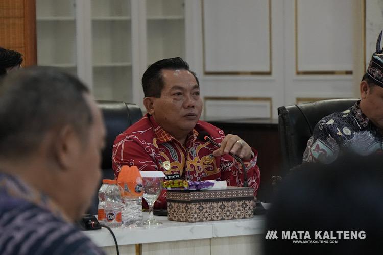Bupati Kapuas Gelar Rapat Bersama PT PLN Terkait Elektrifikasi Desa Barunang dan sekitarnya