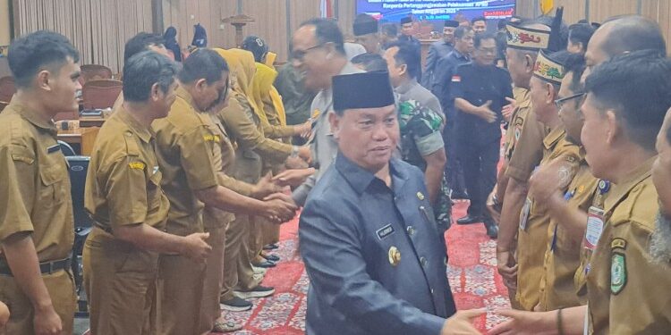 Foto:Bupati Kotim Halikinnor.