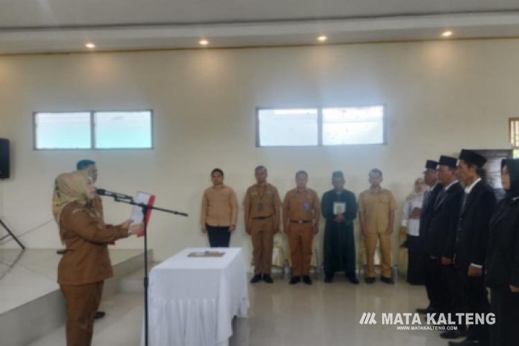 Bupati Kobar Lantik BPD Pangkalan Dewa