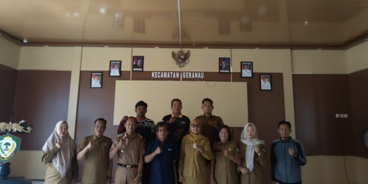 Foto:IST/MATA KALTENG - Literasi jaminan sosial di kecamatan Seranau oleh BPJS Ketenagakerjaan Sampit.