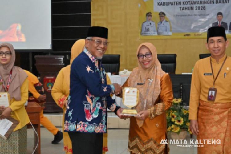 Dispursip Kobar Raih Favorit II Indek Inovasi Daerah
