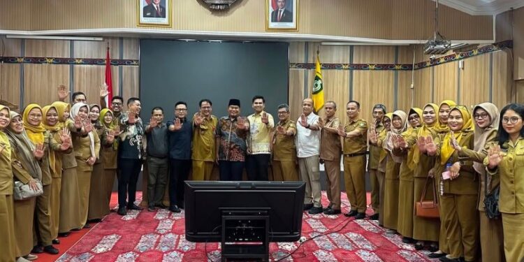 Foto:IST/MATA KALTENG -rapat kerja Badan Pembentukan Peraturan Daerah (Bapemperda) DPRD Kotim bersama pemerintah daerah.
