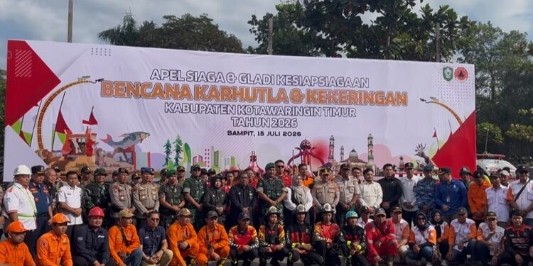 Foto:IST/MATA KALTENG - Apel Siaga dan Gelar Peralatan serta Gladi Kesiapsiagaan terhadap Bencana Karhutla Kab. Kotim Tahun 2026 di Halaman Parkir Stdion 29 Nopember, 15 Juli 2026.