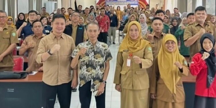 Foto:IST/MATA KALTENG - Rapat Koordinasi Teknis Pemanfaatan Bantuan Operasional Satuan Pendidikan (BOSP) Kinerja Terbaik Tahun 2026 bersama satuan pendidikan penerima bantuan di Disdik Kotim.